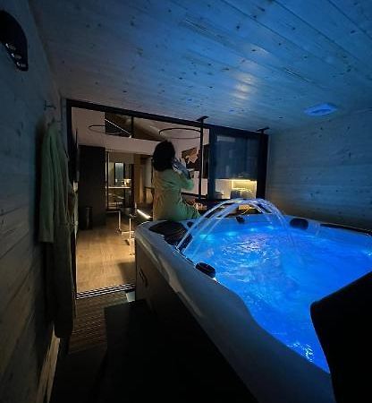 Les Suites De Stanislas Jacuzzi & Spa Nancy Exteriér fotografie
