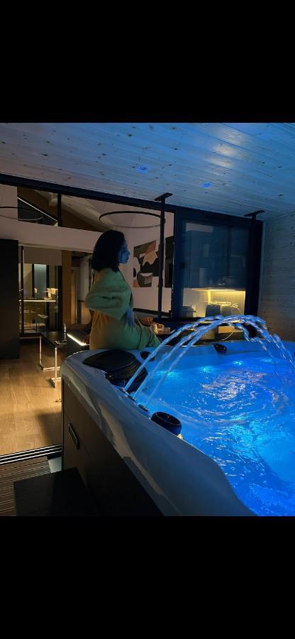 Les Suites De Stanislas Jacuzzi & Spa Nancy Exteriér fotografie